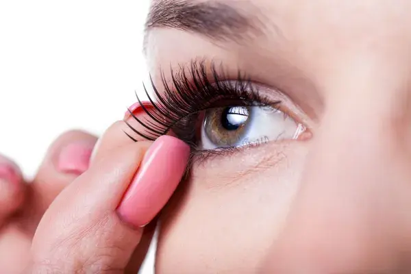 Faux Cils