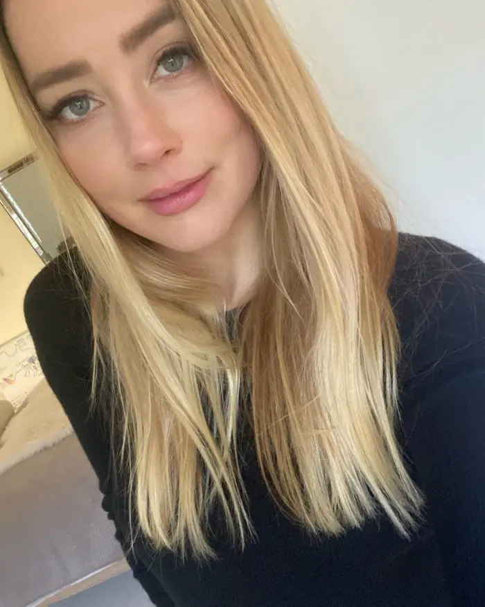 amber heard beautiful blue eyes