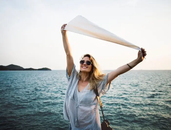 Comment choisir des lunettes pour cheveux blonds