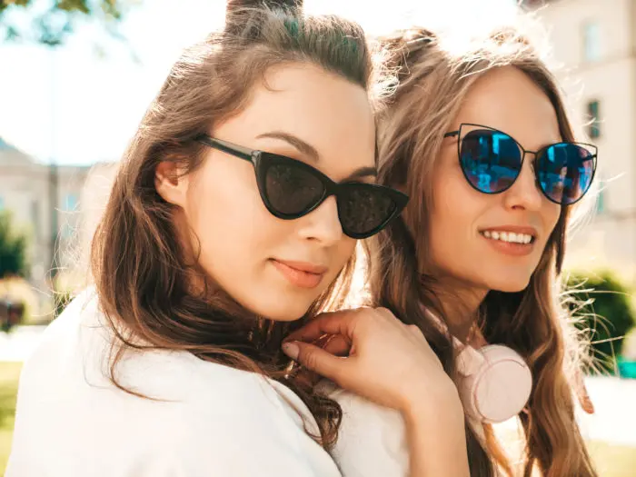 Comment les lunettes de soleil vous rendent plus sexy