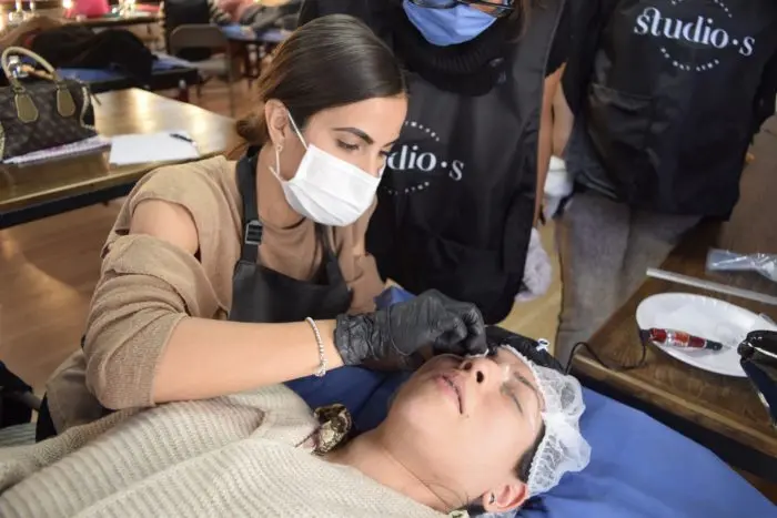 Cours en ligne de microblading