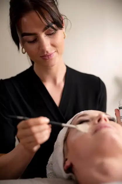 Exigences pour devenir artiste microblading certifié