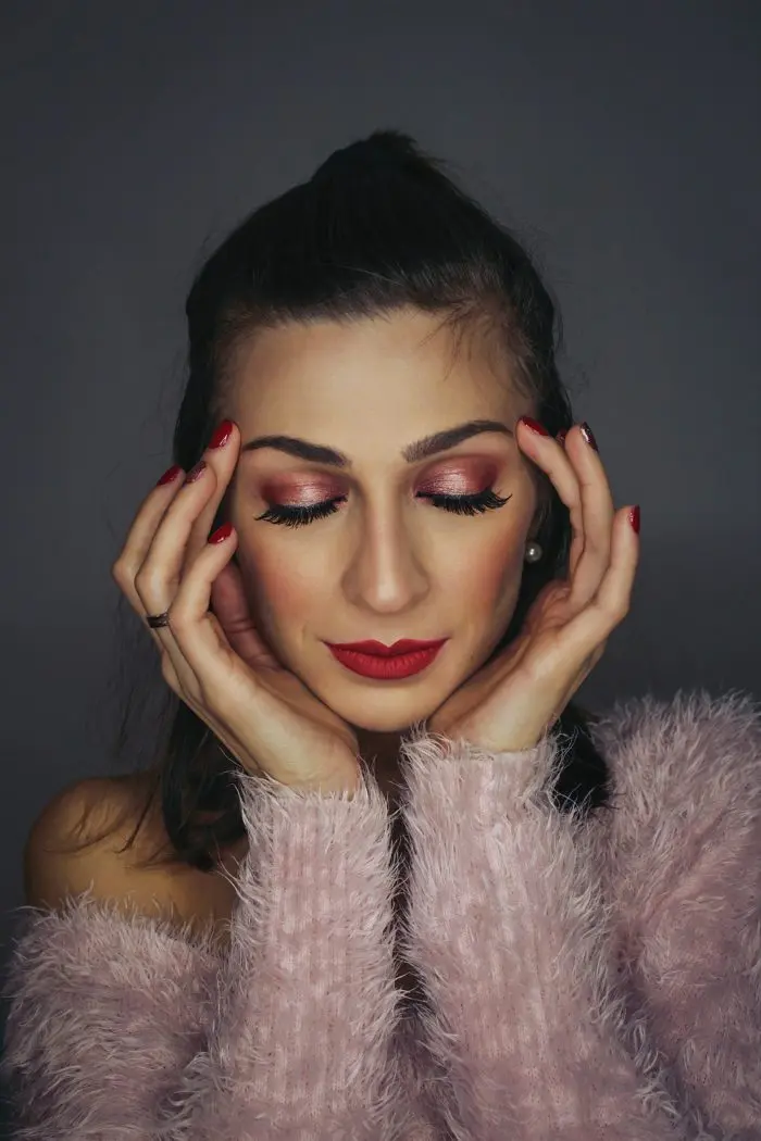 porter du mascara avec des faux cils