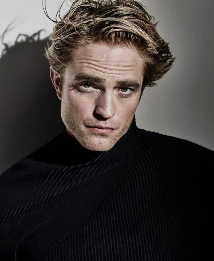 Robert Pattinson aux yeux enfoncés