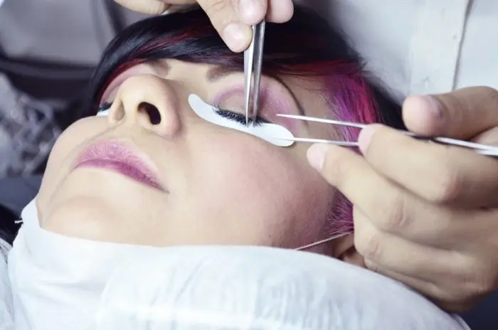 Choisissez les bonnes extensions de cils