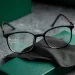 lunettes avec une teinte verte