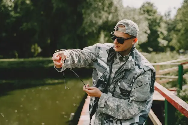 porter des lunettes de soleil pendant la chasse aux canards